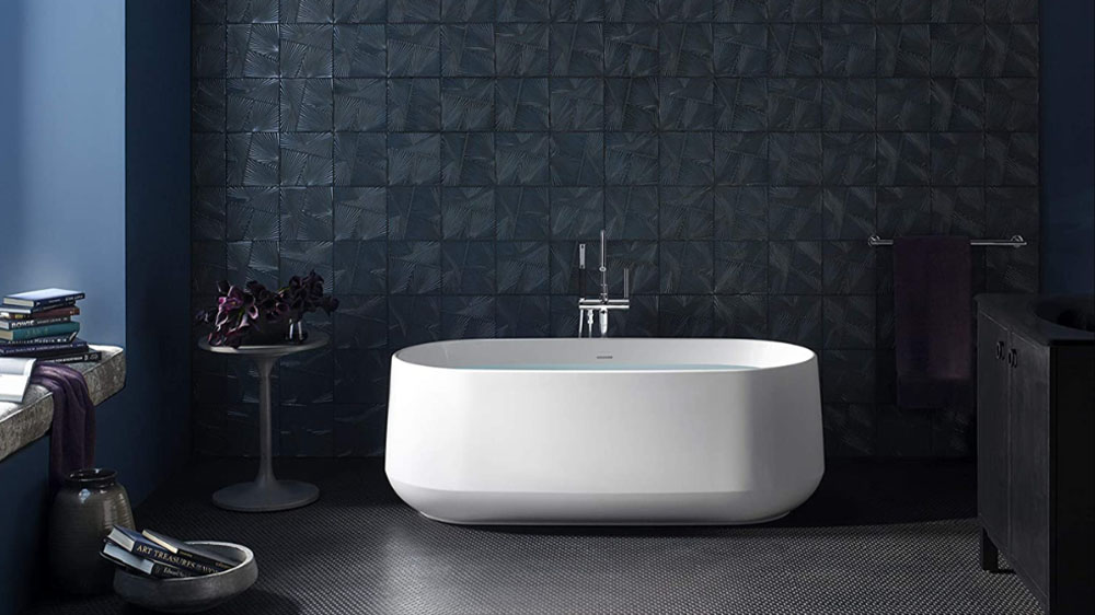 https://me.kohler.com/wp-content/uploads/2022/09/Stylish-Bathtubs-2.jpg